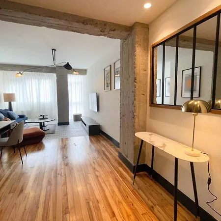 Vt Station Con Garaje * בילבאו