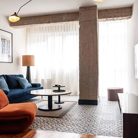 Vt Station Con Garaje בילבאו